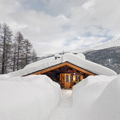 Chalet innevato a Livigno