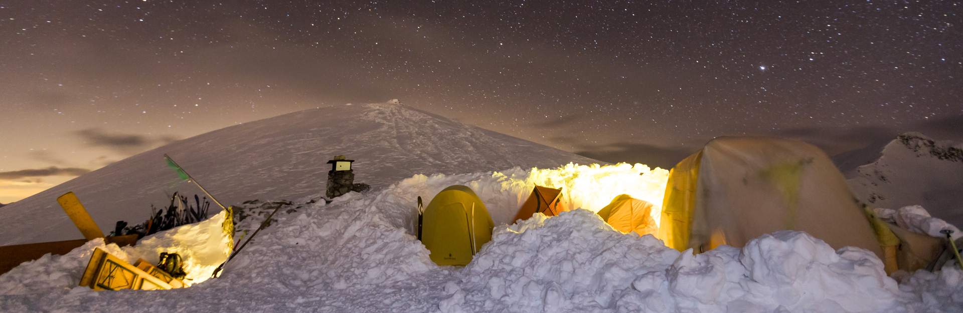 Notte in tenda sulla neve a Carosello 3000